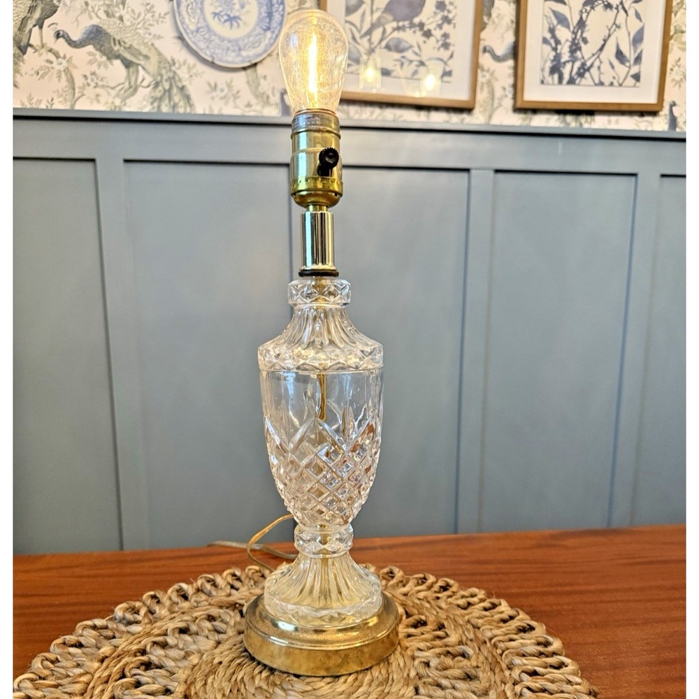 Vintage Cut-Glass Pineapple-Style Mini Accent Lamp – 15" – Gold-Tone Base